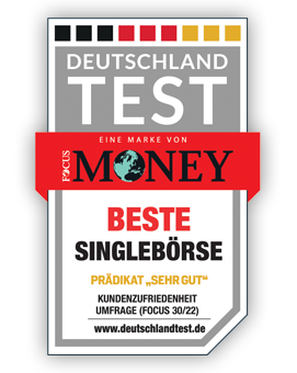 Testsiegel für Finya von DEUTSCHLAND TEST/FOCUS MONEY (Beste Singlebörse / Kundenzufriedenheit / Umfrage FOCUS 30/22 / www.deutschlandtest.de) und NETZWELT (Testsieger Vergleich Partnerbörsen 8,8/10)